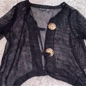 Nina Leonard mesh sweater with beautiful button details